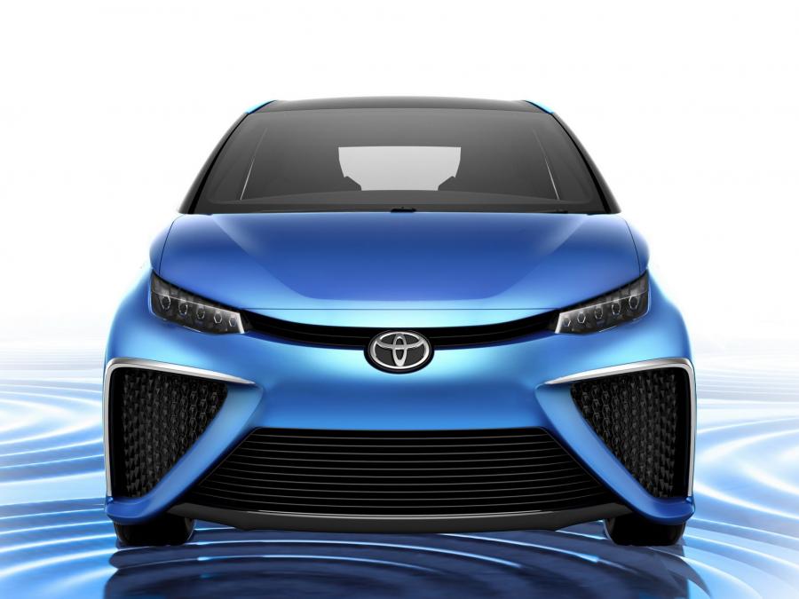  Toyota FCV Concept 2013 года  (фото 11 из 14)